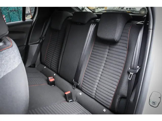 Peugeot 208 1.2 PureTech Active Pack 2022 Benzine 8