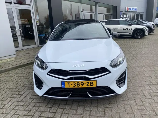 Kia ProCeed 1.5 T-GDi GT-Line 2023 Benzine 3