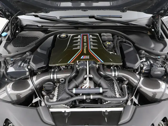 BMW M5 COMPETITION 740 PK FACELIFT MODEL 2020 Benzine 12