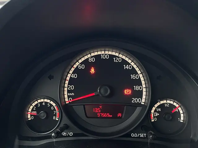 Volkswagen up! 1.0 move up! BlueMotion 2015 Benzine 19