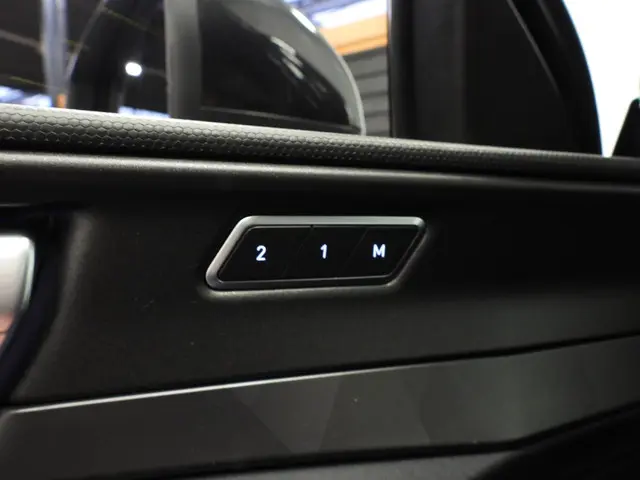 Lynk & Co 01 1.5 PHEV BlackEdition 2023 Hybride Benzine 31