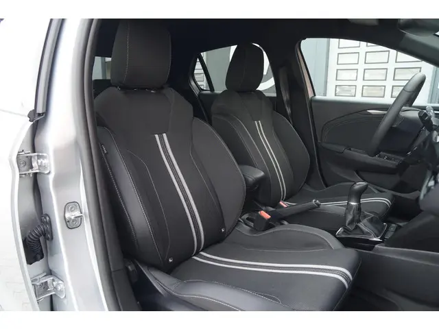 Opel Corsa 1.2 GS 2025 Benzine 27