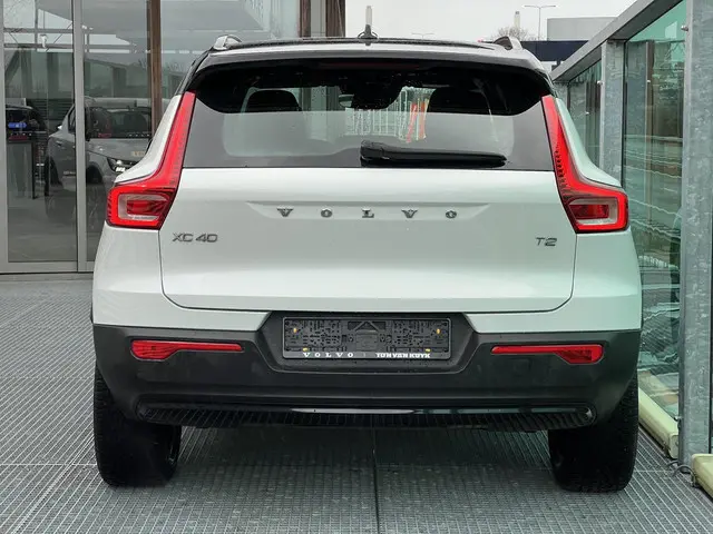 Volvo XC40 1.5 T2 R-Design 2022 Benzine 5