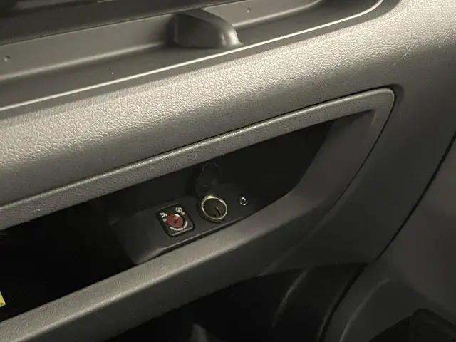 Peugeot Expert 231L 2.0 BlueHDI 120 Premium 2019 Diesel 25