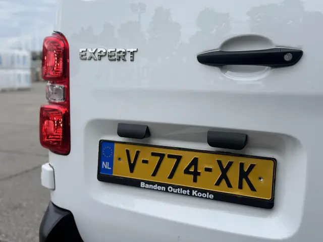 Peugeot Expert 231L 2.0 BlueHDI 180 Premium 2019 Diesel 13