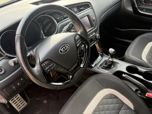 Kia cee'd 1.0 T-GDi GT-Line 2016 Benzine 13