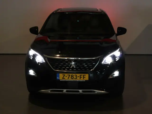 Peugeot 3008 1.6 HYbrid4 300 GT 2020 Hybride Benzine 33