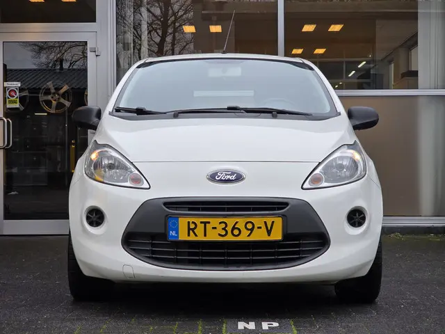 Ford Ka 1.2 Karakter start/stop 2013 Benzine 9