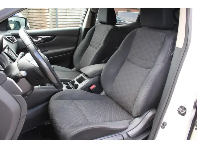 Nissan QASHQAI 1.2 DIG-T Tekna 2015 Benzine 13