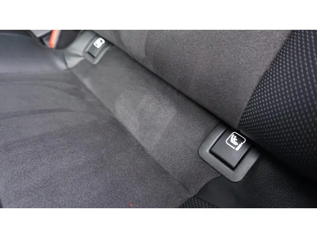 Kia ProCeed 1.6 T-GDI 204pk GT 2022 Benzine 31