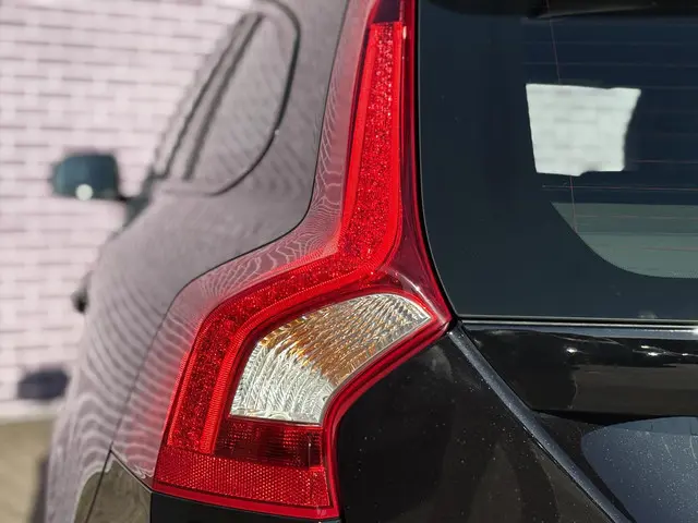Volvo V60 1.5 T2 Polar+ Dynamic 2018 Benzine 8