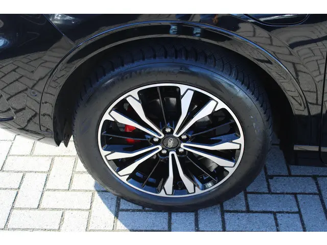 Ford Kuga 2.5 PHEV ST-Line X 2022 Hybride Benzine 28