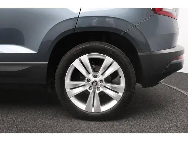 Škoda Karoq 1.5 TSI ACT Style Business 2019 Benzine 47