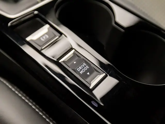 Peugeot 208 1.2 PureTech GT-Line Sport 2022 Benzine 24