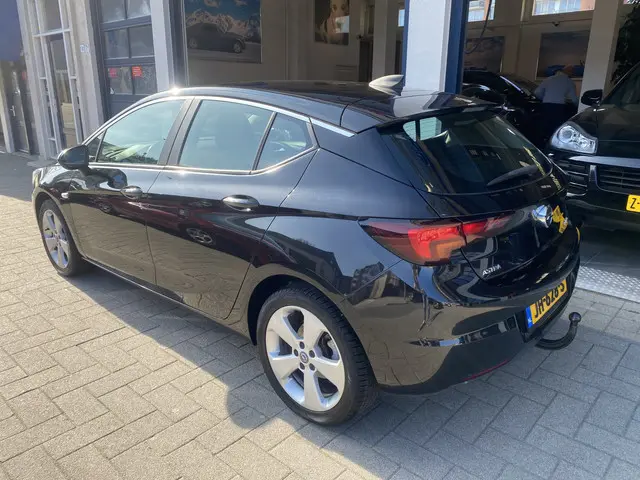 Opel Astra 1.4 Edition 2016 Benzine 3