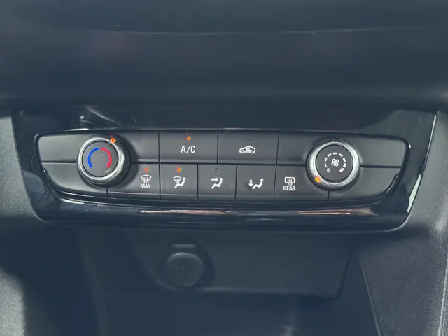 Opel Corsa 1.2 Edition 2020 Benzine 26