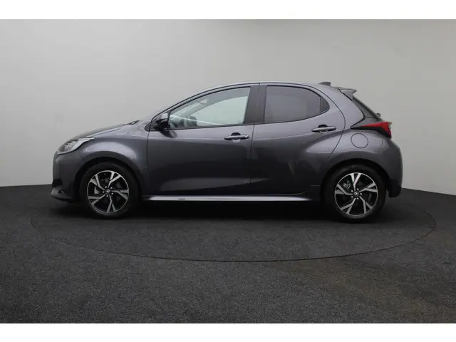 Toyota Yaris 1.5 Hybrid 115 Dynamic 2025 Hybride Benzine 6