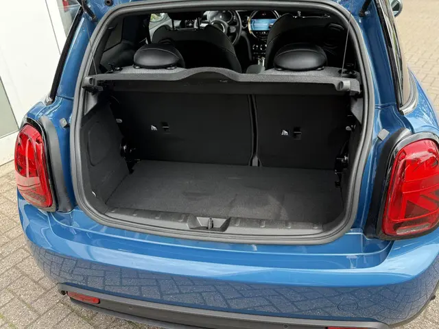 MINI Electric Cooper SE Classic 33 kWh 2022 Elektrisch 34