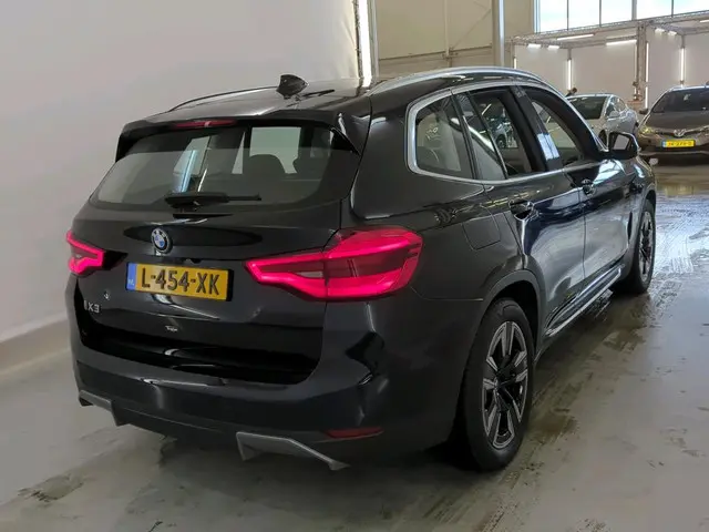 BMW iX3 Executive 80 kWh 2021 Elektrisch 5