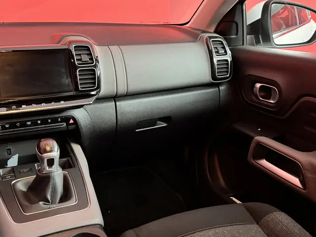 Citroën C5 Aircross 1.2 PureTech Live 2019 Benzine 42