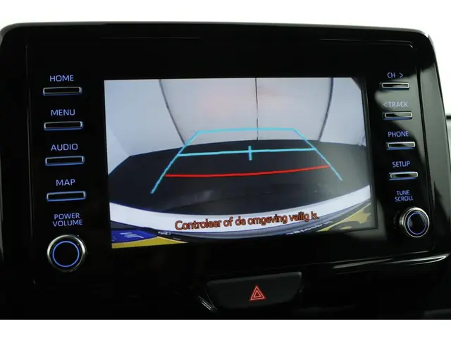 Toyota Yaris 1.5 Hybrid Dynamic 2023 Hybride Benzine 8