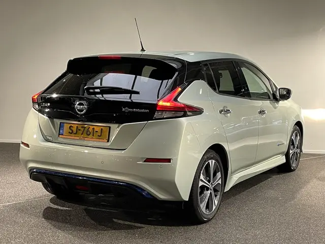 Nissan Leaf 2.ZERO EDITION 40 kWh 2018 Elektrisch 2