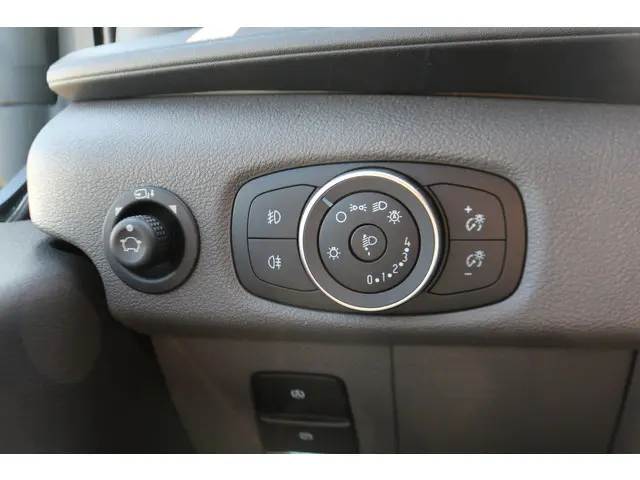 Ford E-Transit 350 L2 H2 Trend 68 kWh 2025 Elektrisch 25