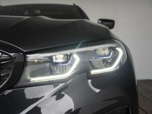 BMW 3 Serie Touring M340i xDrive 2022 Benzine 60