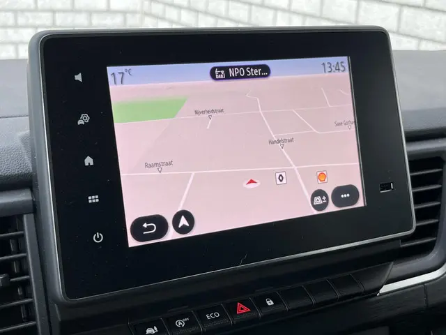 Renault Trafic 2.0 dCi 150 T29 L2H1 DC Luxe 2023 Diesel 11