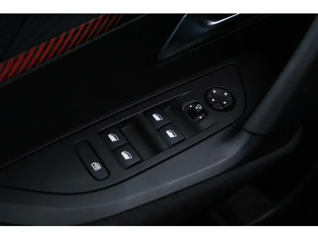 Peugeot 2008 1.5 BlueHDi Blue Lease Active 2021 Diesel 22