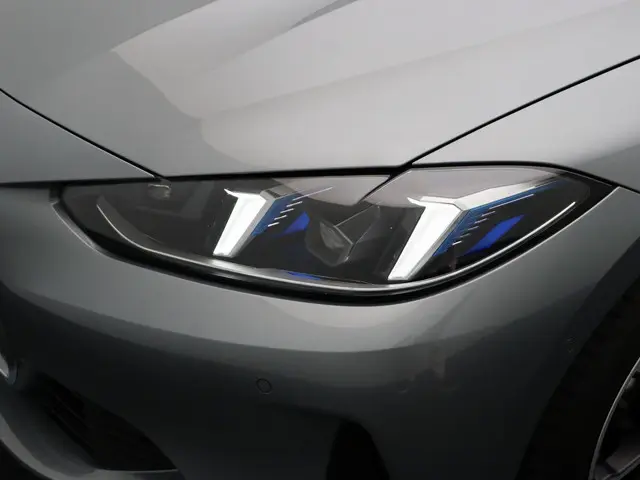 BMW 4 Serie Cabrio 430i xDrive 2024 Benzine 7