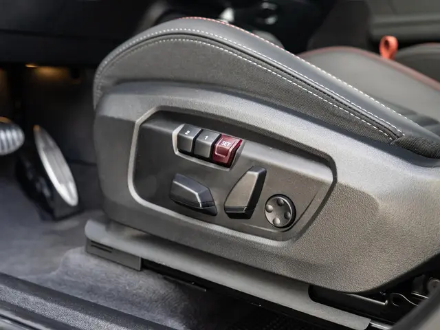 MINI Countryman JCW ALL4 2024 Benzine 37