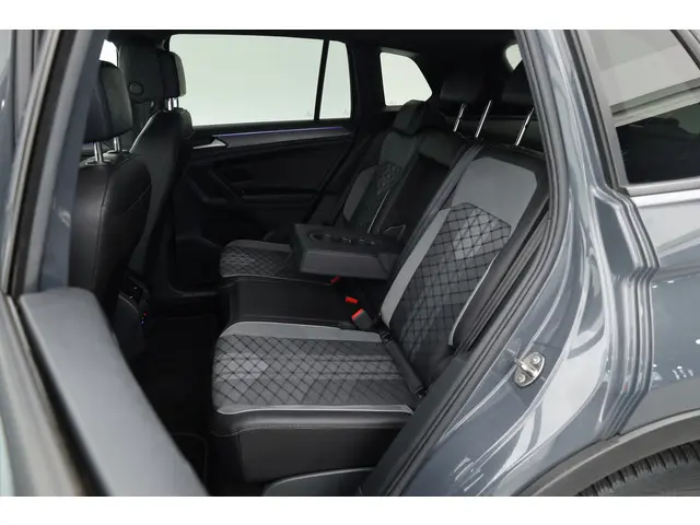Volkswagen Tiguan 1.5 TSI R-Line DSG 2021 Benzine 29