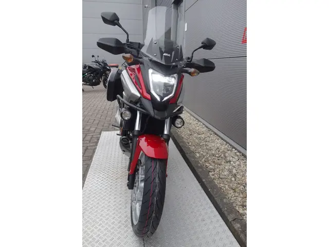 Honda NC 750 X ABS 2016 Benzine 4