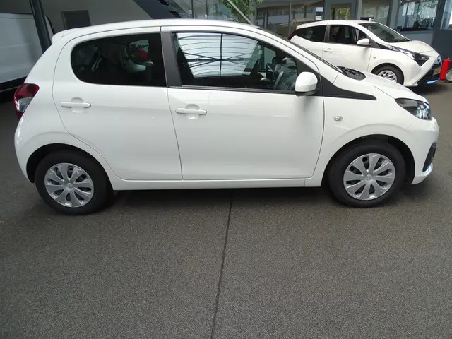 Peugeot 108 1.0 e-VTi Active 2017 Benzine 4