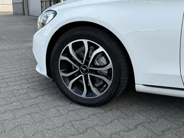 Mercedes-Benz C-Klasse Estate 180 2016 Benzine 17