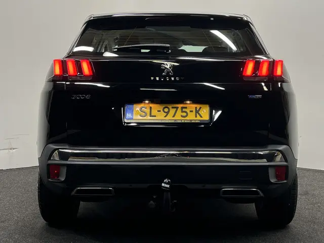 Peugeot 3008 1.2 PureTech Active 2018 Benzine 8