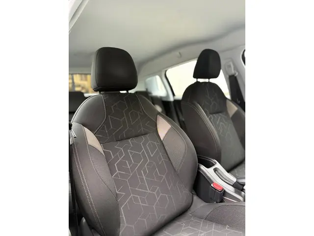 Peugeot 2008 1.2 PureTech Blue Lion 2016 Benzine 21