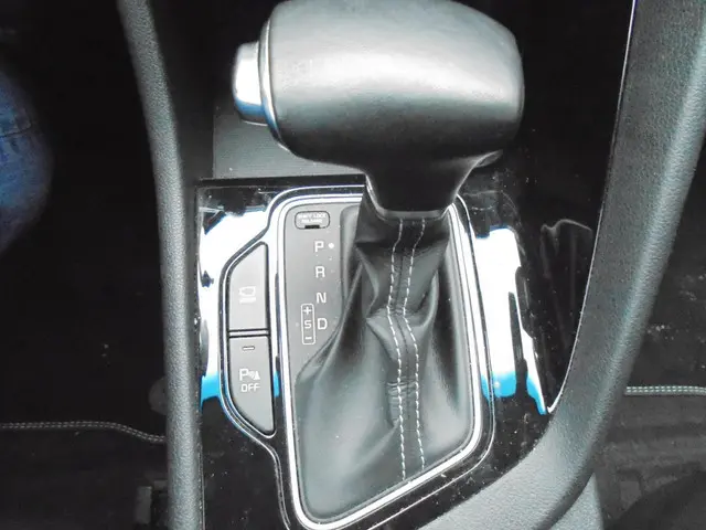 Kia Niro 1.6 GDi Hybrid DynamicLine 2020 Hybride Benzine 8