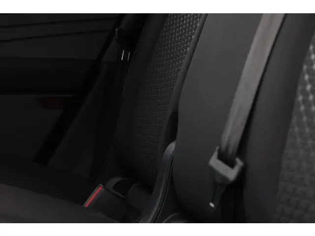 Ford Kuga 2.5 PHEV Titanium 2026 Hybride Benzine 11