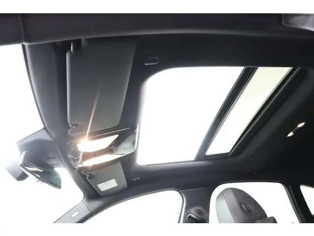 BMW i4 eDrive40 High Executive 84 kWh 2022 Elektrisch 73