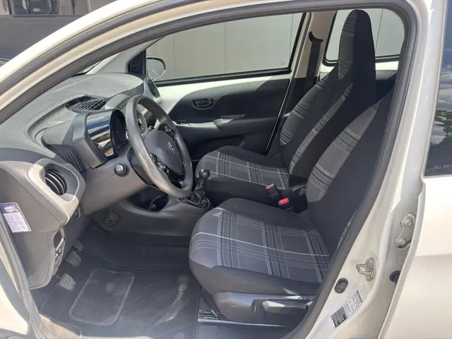 Peugeot 108 1.0 e-VTi Active 2017 Benzine 5