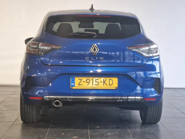 Renault Clio 1.0 TCe 90 GPF techno 2024 Benzine 16