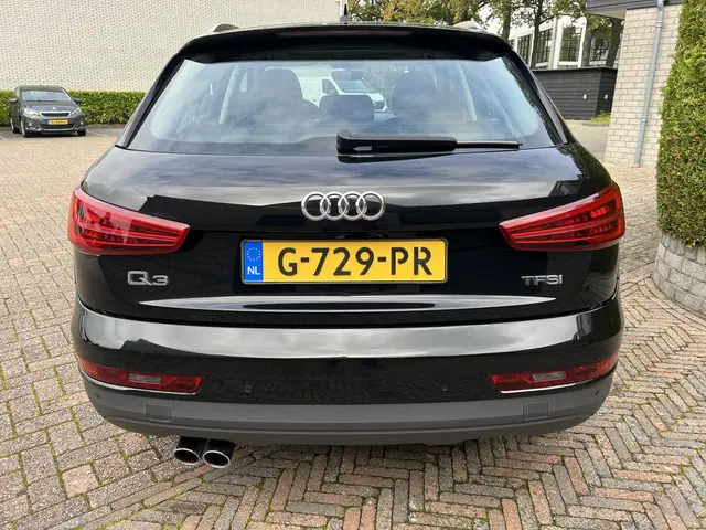 Audi Q3 1.4 TFSI CoD Adrenalin Automaat 2016 Benzine 6