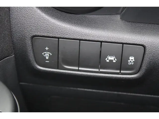 Hyundai Kona 1.6 T-GDI Essence 2018 Benzine 21