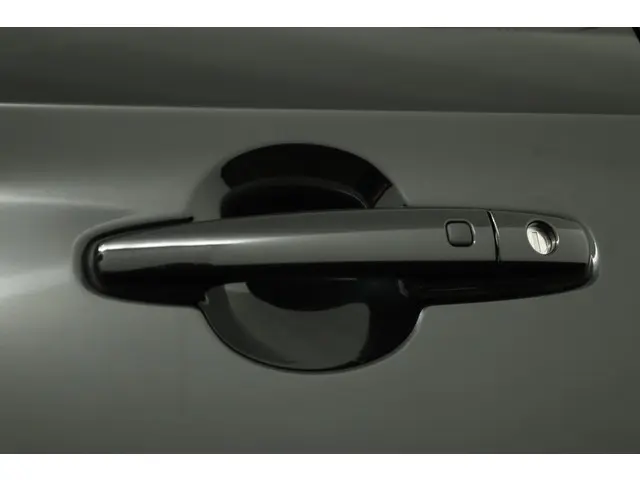 Suzuki Swift 1.2 Select Smart Hybrid 2025 Benzine 39