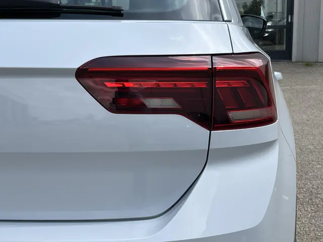 Volkswagen T-Roc 1.5 TSI Style 2019 Benzine 58