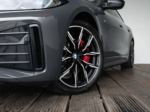 BMW i4 M50 2023 Elektrisch 14