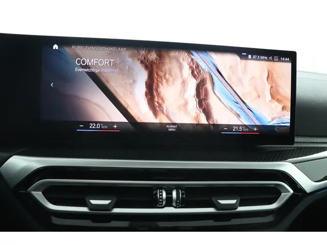 BMW i4 eDrive40 High Executive 84 kWh 2022 Elektrisch 68