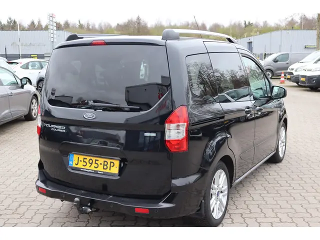 Ford Tourneo Courier 1.0 Titanium 2016 Benzine 4